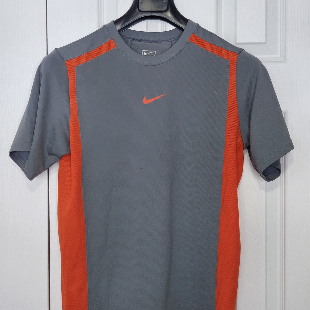 Nike Short Sleeve Athletic Tee in Gray and Orange